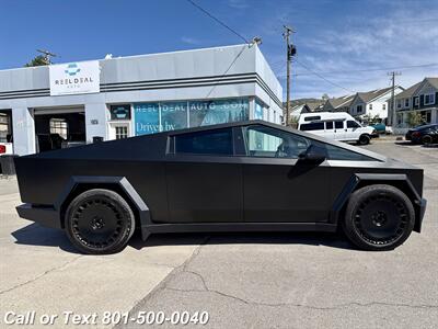 2025 Tesla Cybertruck - Photo 12 - North Salt Lake, UT 84010