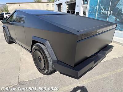 2025 Tesla Cybertruck - Photo 18 - North Salt Lake, UT 84010