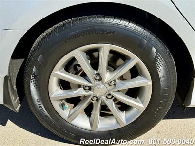 2019 Hyundai SONATA SE   - Photo 11 - North Salt Lake, UT 84010
