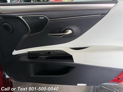 2024 Lexus ES 300h F SPORT Design - Photo 35 - North Salt Lake, UT 84010