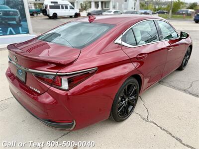 2024 Lexus ES 300h F SPORT Design - Photo 18 - North Salt Lake, UT 84010
