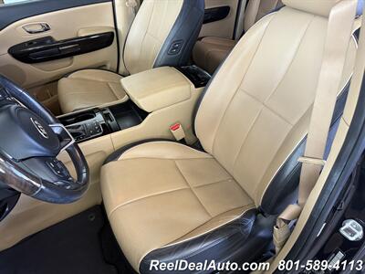2018 Kia Sedona SXL   - Photo 8 - North Salt Lake, UT 84010