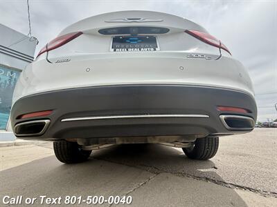 2015 Chrysler 200 C - Photo 11 - North Salt Lake, UT 84010