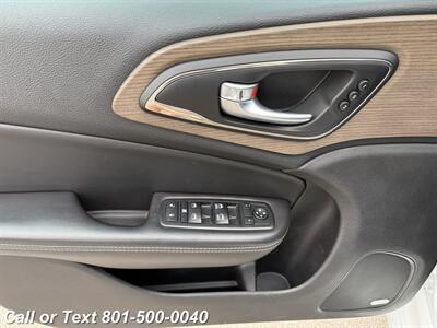 2015 Chrysler 200 C - Photo 36 - North Salt Lake, UT 84010
