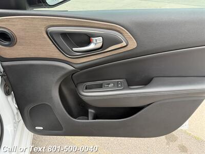 2015 Chrysler 200 C - Photo 48 - North Salt Lake, UT 84010
