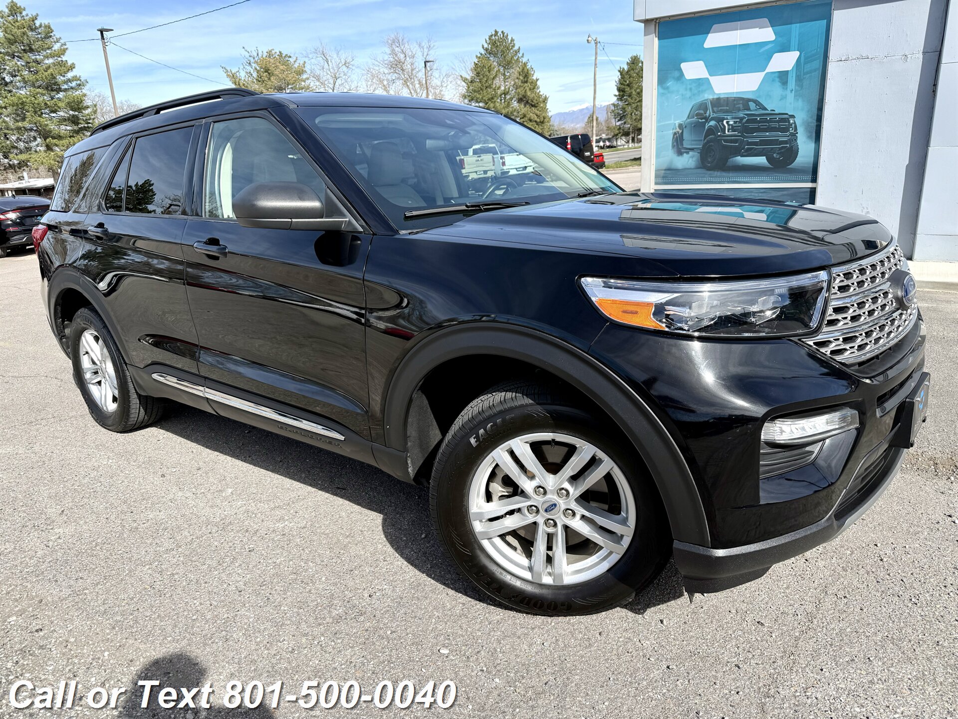 2020 Ford Explorer XLT   - Photo 1 - North Salt Lake, UT 84010