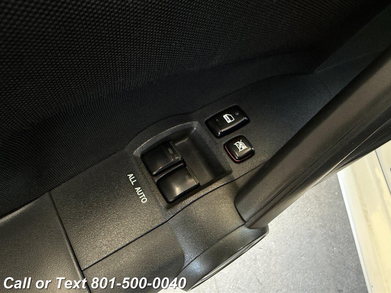 2005 Scion tC   - Photo 17 - North Salt Lake, UT 84010