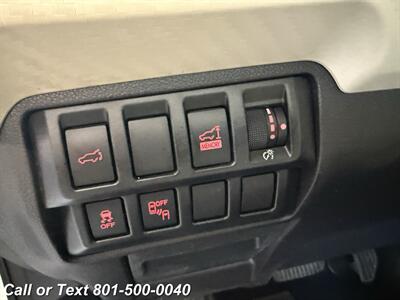 2019 Subaru Ascent Premium 7-Passenger   - Photo 16 - North Salt Lake, UT 84010