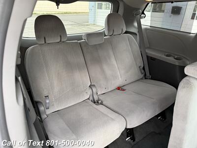 2019 Toyota Sienna LE 8-Passenger   - Photo 11 - North Salt Lake, UT 84010