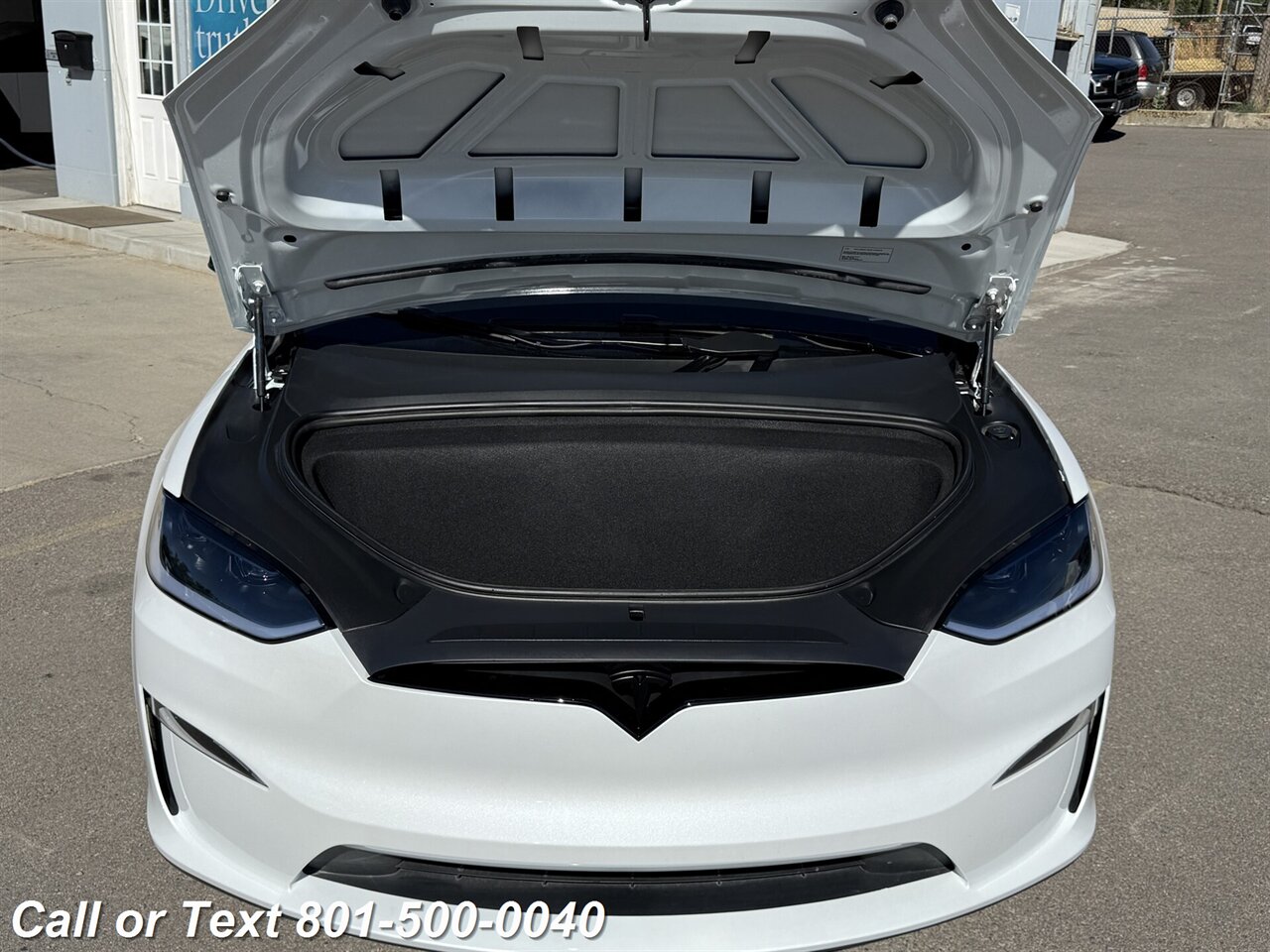 2023 Tesla Model X - Photo 34 - North Salt Lake, UT 84010