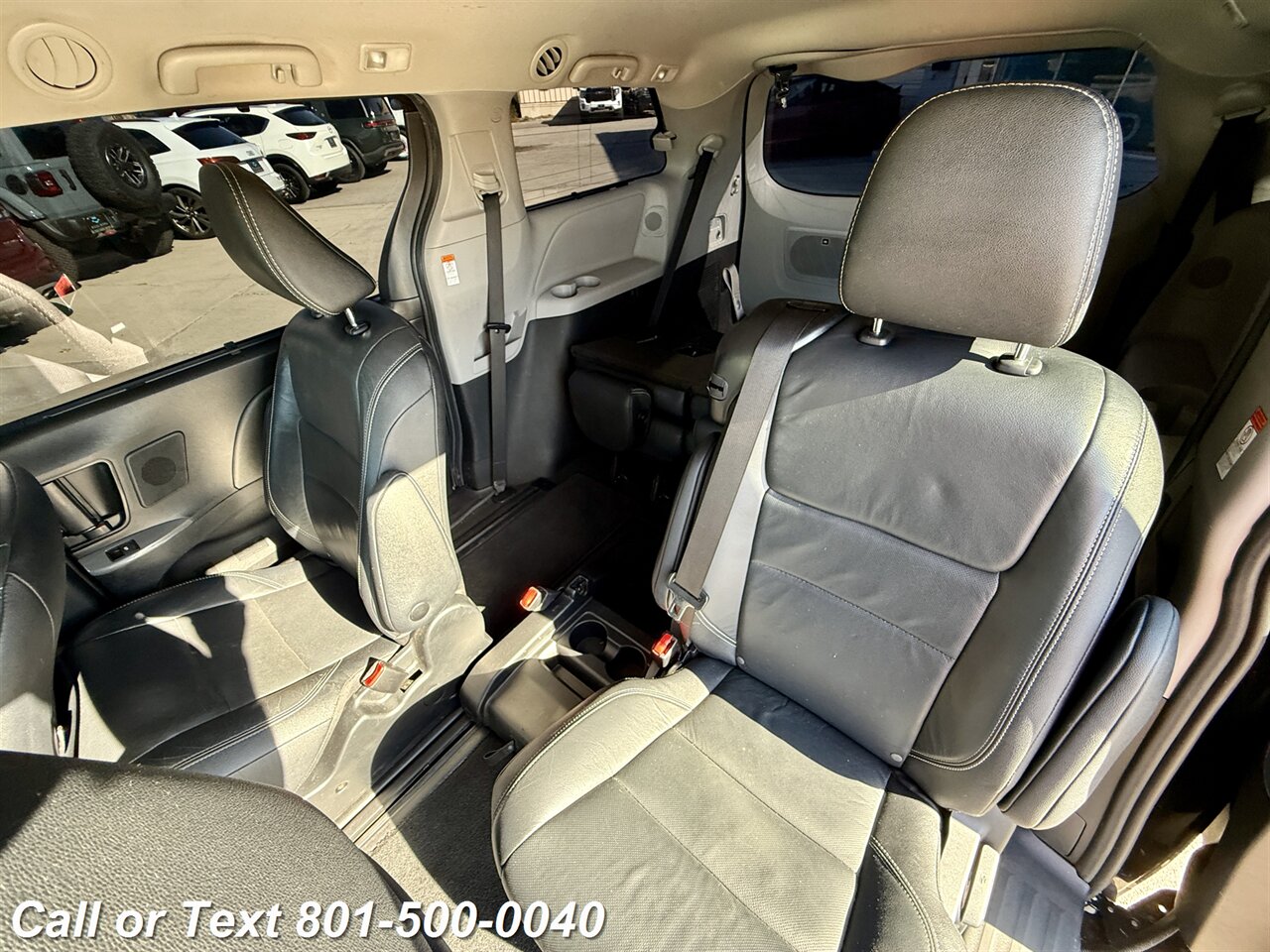 2019 Toyota Sienna SE 8-Passenger   - Photo 9 - North Salt Lake, UT 84010