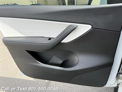 2022 Tesla Model Y Long Range  3rd orw - Photo 24 - North Salt Lake, UT 84010