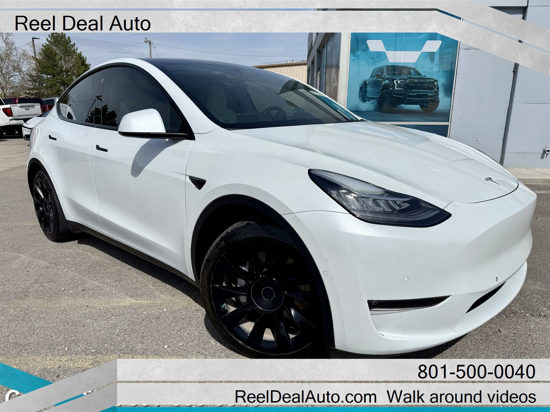 2022 Tesla Model Y Long Range  3rd row - Photo 1 - North Salt Lake, UT 84010