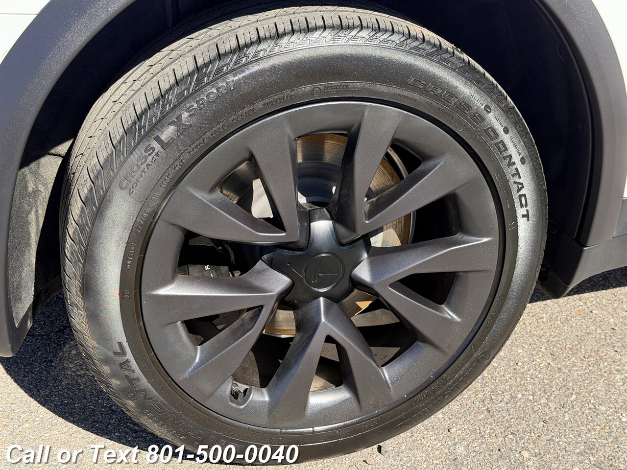 2024 Tesla Model X - Photo 61 - North Salt Lake, UT 84010