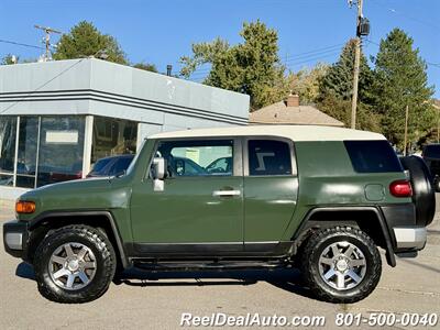 2010 Toyota FJ Cruiser   - Photo 2 - North Salt Lake, UT 84010