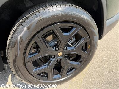 2025 Rivian R1S Adventure - Photo 17 - North Salt Lake, UT 84010