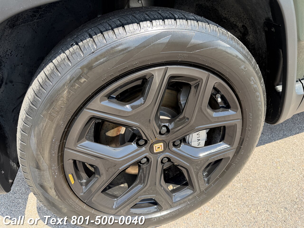 2025 Rivian R1S Adventure - Photo 10 - North Salt Lake, UT 84010