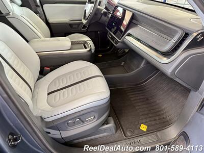 2023 Rivian R1S Adventure   - Photo 66 - North Salt Lake, UT 84010