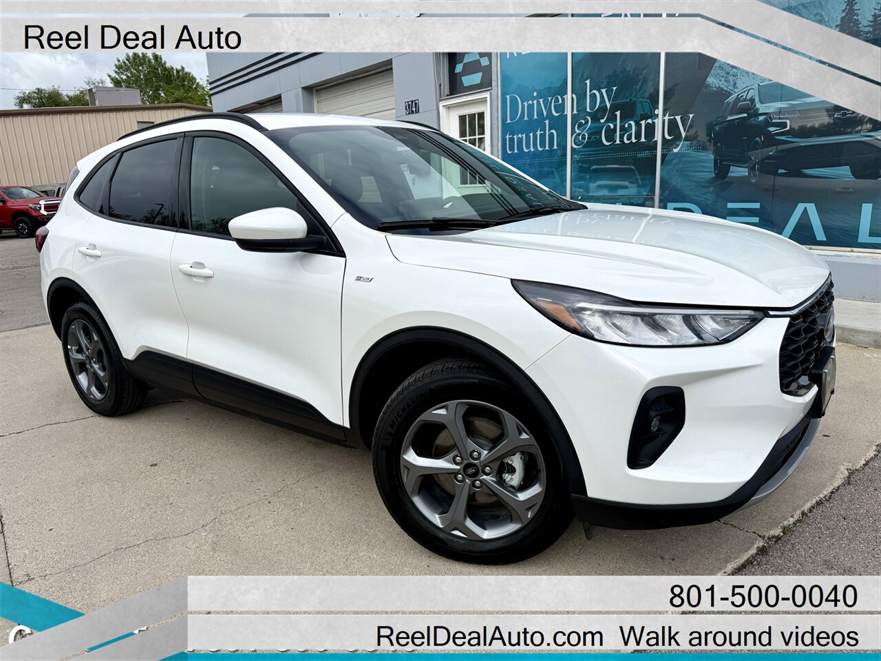2025 Ford Escape ST-Line Select AWD's photo