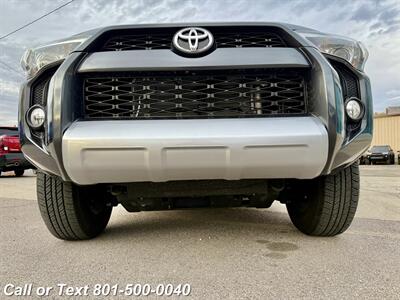 2018 Toyota 4Runner TRD Off-Road Premium   - Photo 10 - North Salt Lake, UT 84010