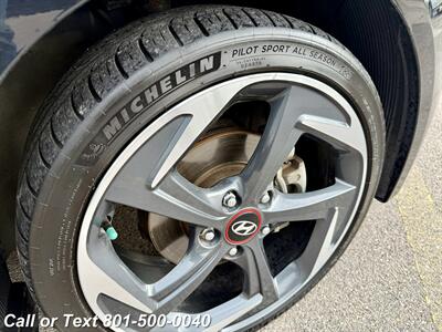 2013 Hyundai VELOSTER   - Photo 21 - North Salt Lake, UT 84010