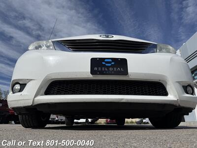 2011 Toyota Sienna XLE 7-Passenger - Photo 15 - North Salt Lake, UT 84010