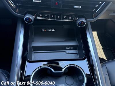 2025 Chevrolet Suburban Z71 - Photo 10 - North Salt Lake, UT 84010