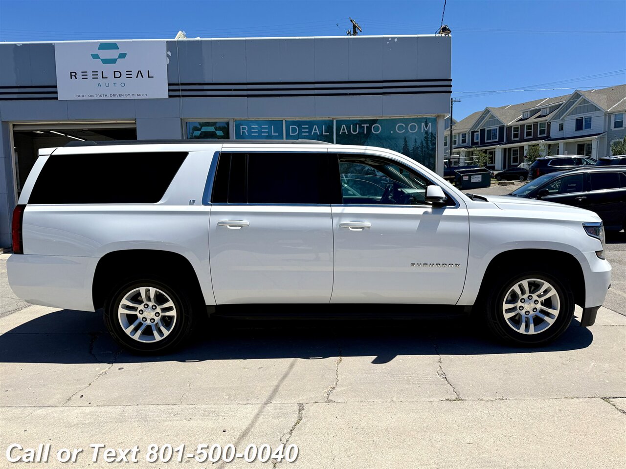 2018 Chevrolet Suburban LT - Photo 5 - North Salt Lake, UT 84010