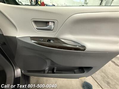 2018 Toyota Sienna XLE Premium 7-Passenger - Photo 33 - North Salt Lake, UT 84010