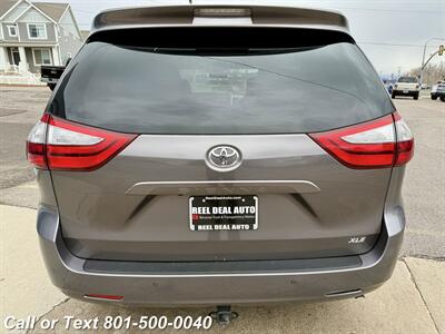 2018 Toyota Sienna XLE Premium 7-Passenger - Photo 6 - North Salt Lake, UT 84010