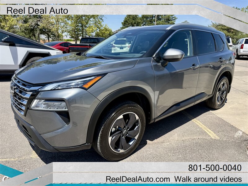 2024 Nissan Rogue SV  Premium