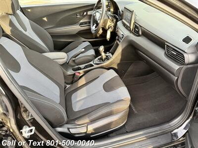 2020 Hyundai VELOSTER 2.0L   - Photo 18 - North Salt Lake, UT 84010