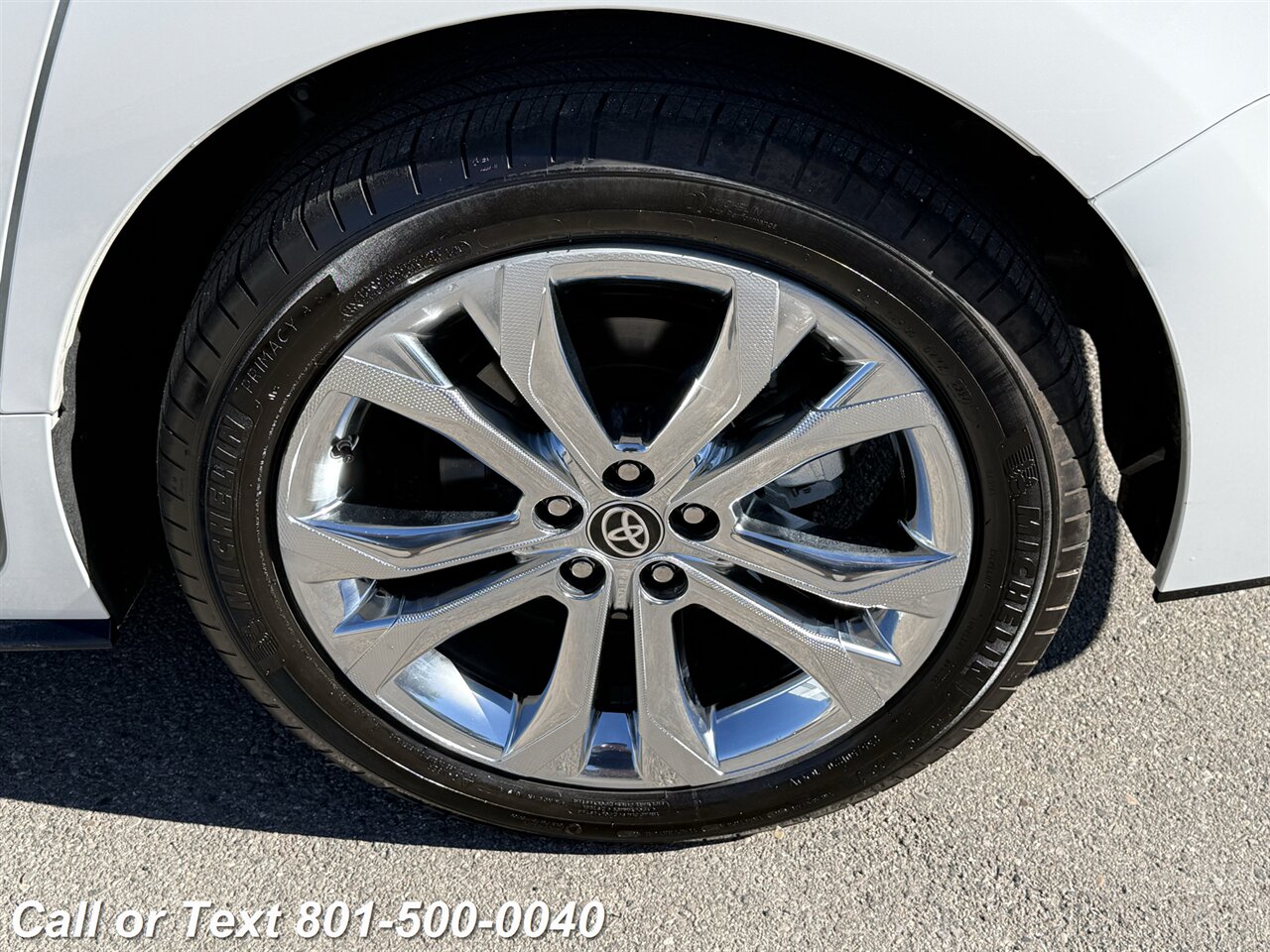 2024 Toyota Sienna Platinum 7-Passenger - Photo 35 - North Salt Lake, UT 84010