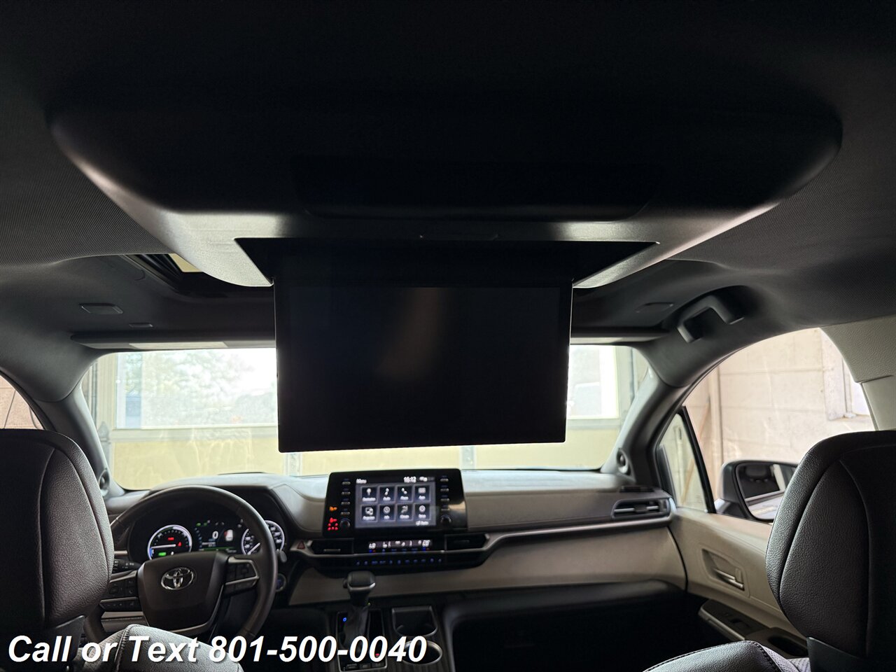 2024 Toyota Sienna Platinum 7-Passenger - Photo 10 - North Salt Lake, UT 84010