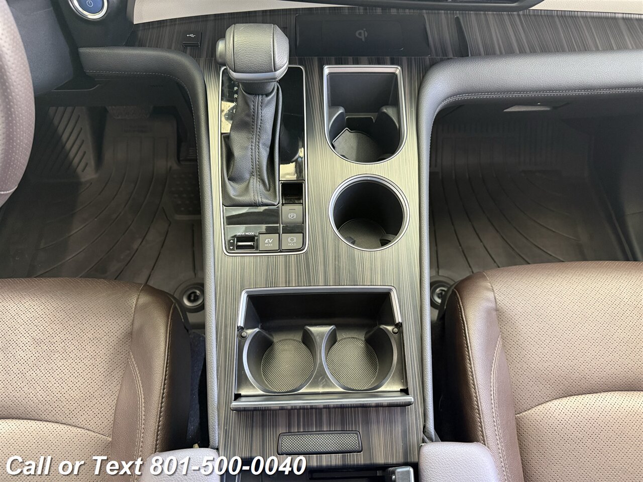 2024 Toyota Sienna Platinum 7-Passenger - Photo 63 - North Salt Lake, UT 84010
