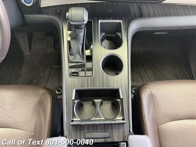 2024 Toyota Sienna Platinum 7-Passenger - Photo 63 - North Salt Lake, UT 84010