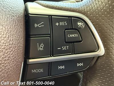 2024 Toyota Sienna Platinum 7-Passenger - Photo 14 - North Salt Lake, UT 84010
