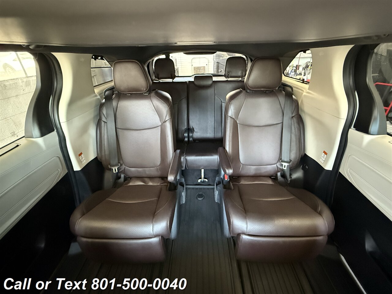2024 Toyota Sienna Platinum 7-Passenger - Photo 45 - North Salt Lake, UT 84010