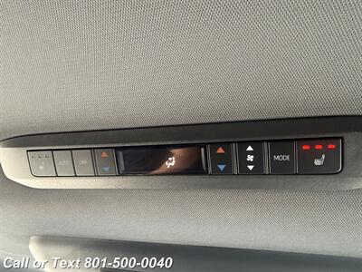 2024 Toyota Sienna Platinum 7-Passenger - Photo 13 - North Salt Lake, UT 84010