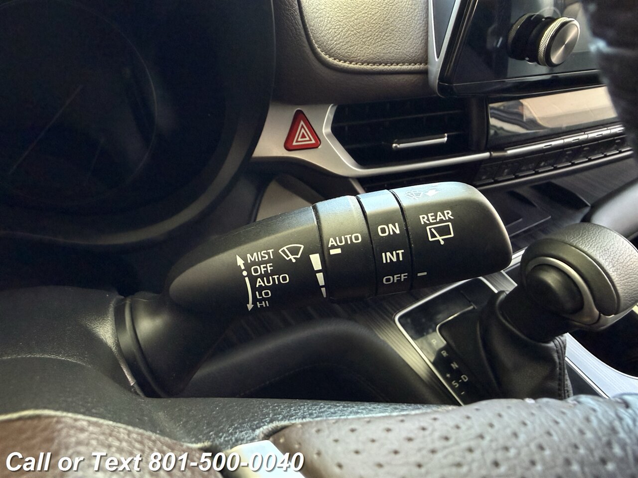 2024 Toyota Sienna Platinum 7-Passenger - Photo 20 - North Salt Lake, UT 84010