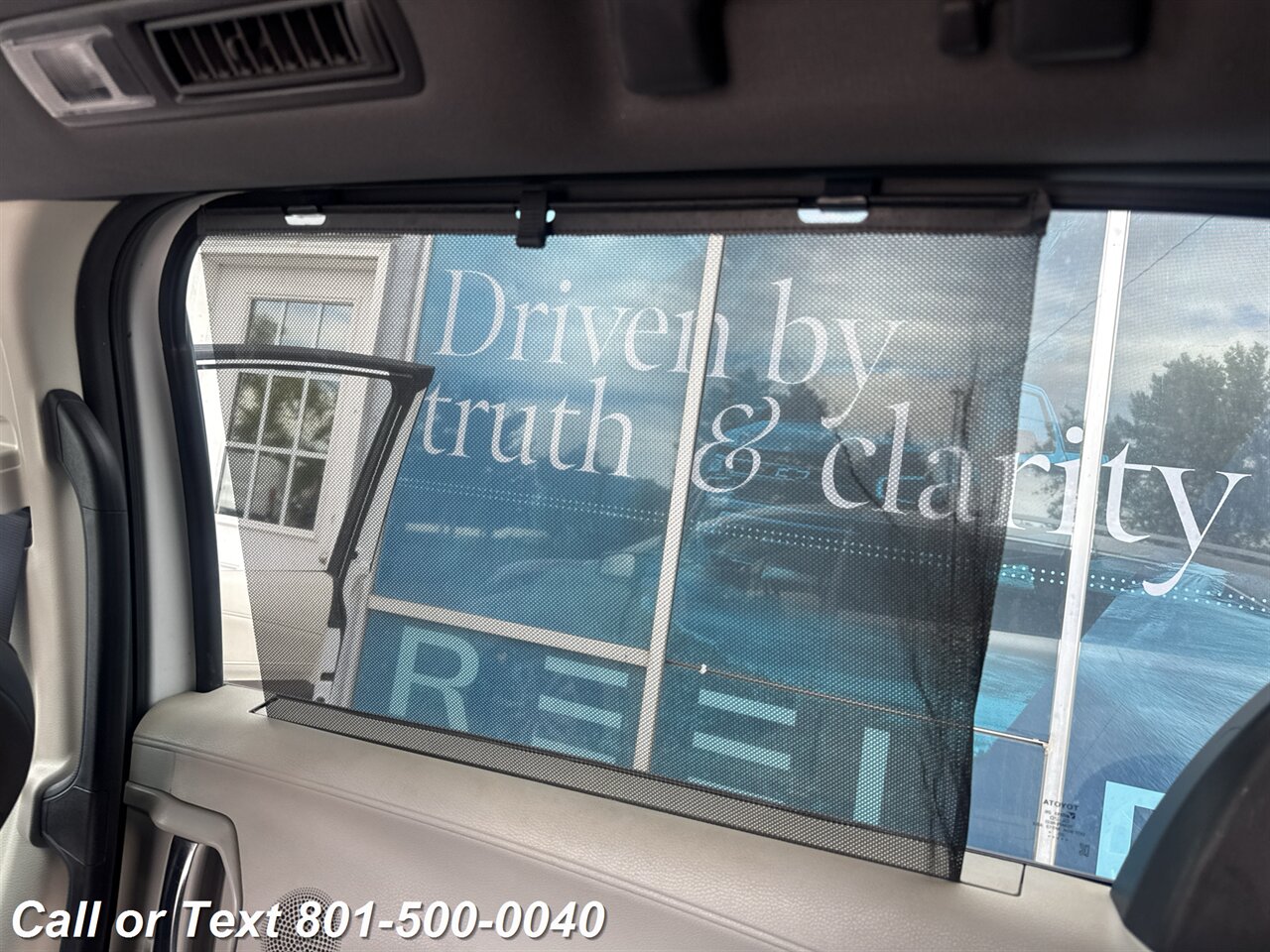 2024 Toyota Sienna Platinum 7-Passenger - Photo 12 - North Salt Lake, UT 84010