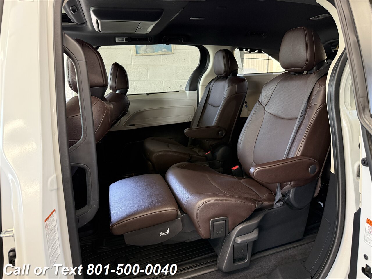 2024 Toyota Sienna Platinum 7-Passenger - Photo 2 - North Salt Lake, UT 84010