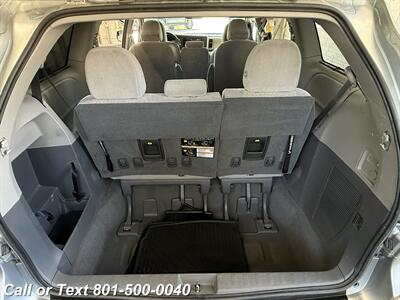 2019 Toyota Sienna LE 8-Passenger   - Photo 22 - North Salt Lake, UT 84010