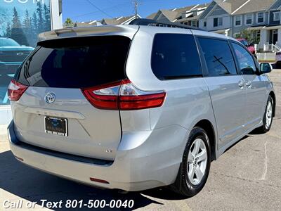 2019 Toyota Sienna LE 8-Passenger   - Photo 36 - North Salt Lake, UT 84010
