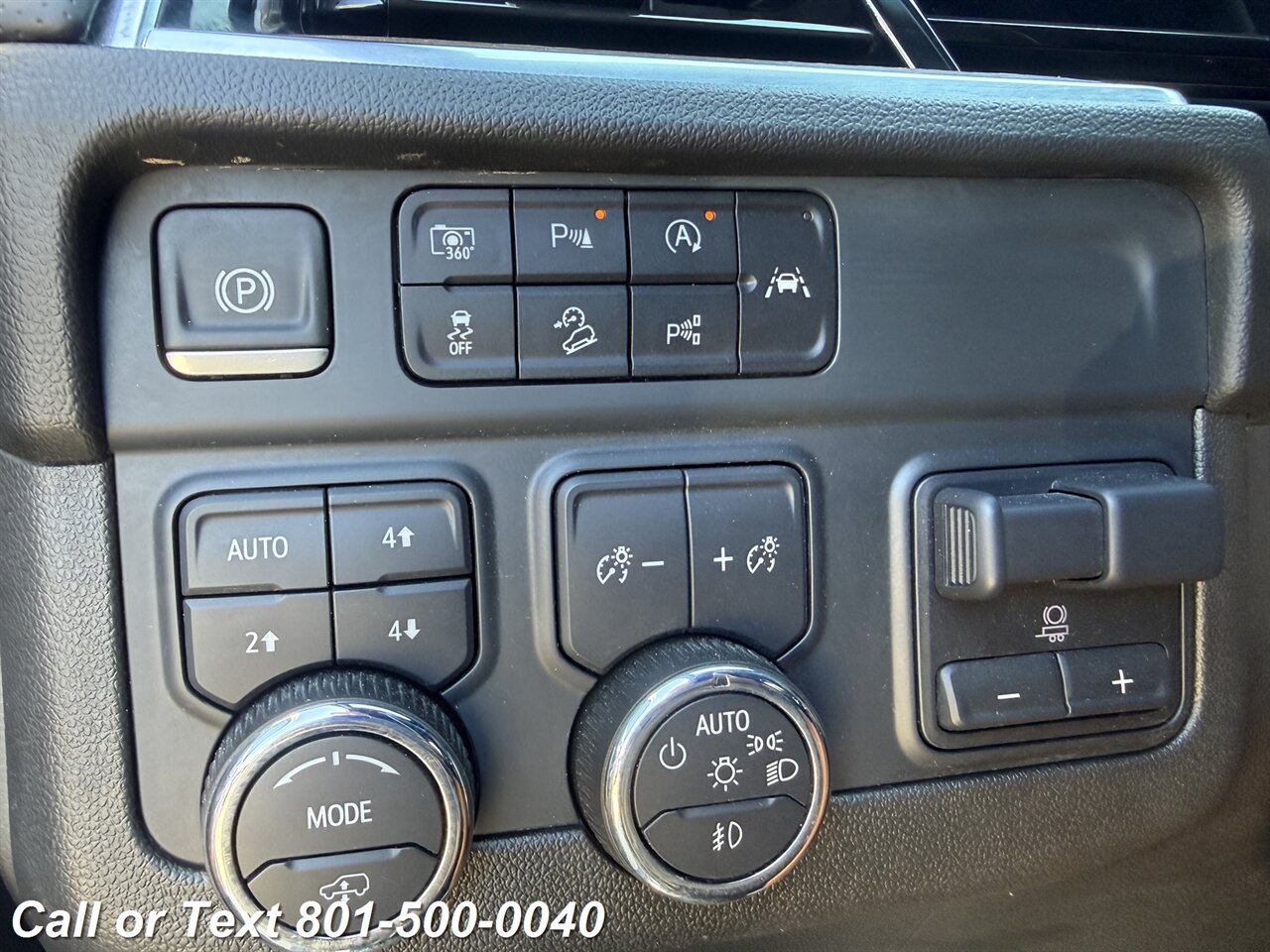 2025 Chevrolet Suburban High Country - Photo 9 - North Salt Lake, UT 84010