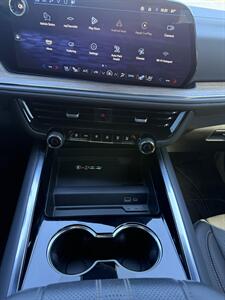 2025 Chevrolet Suburban High Country - Photo 49 - North Salt Lake, UT 84010
