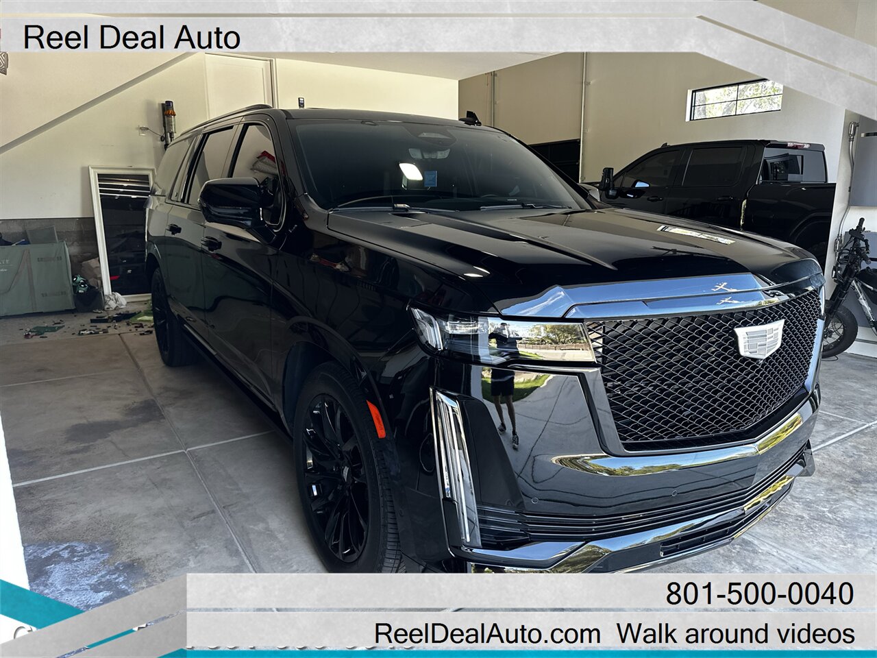 2024 Cadillac Escalade ESV Sport Platinum   - Photo 1 - North Salt Lake, UT 84010