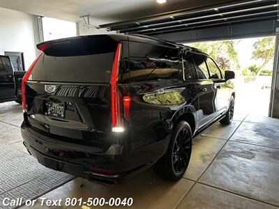 2024 Cadillac Escalade ESV Sport Platinum   - Photo 4 - North Salt Lake, UT 84010