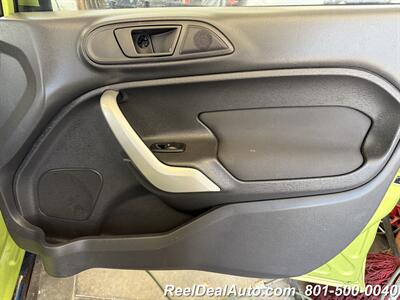 2011 Ford Fiesta SE   - Photo 31 - North Salt Lake, UT 84010