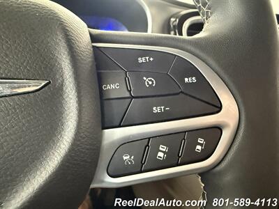 2022 Chrysler Pacifica Touring L   - Photo 36 - North Salt Lake, UT 84010